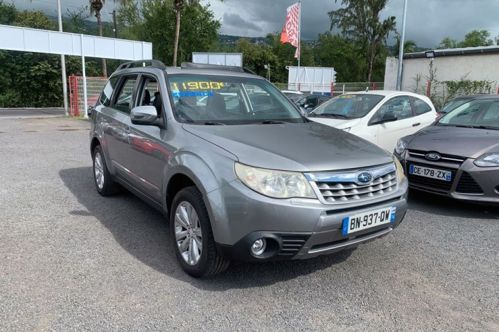 SUBARU FORESTER